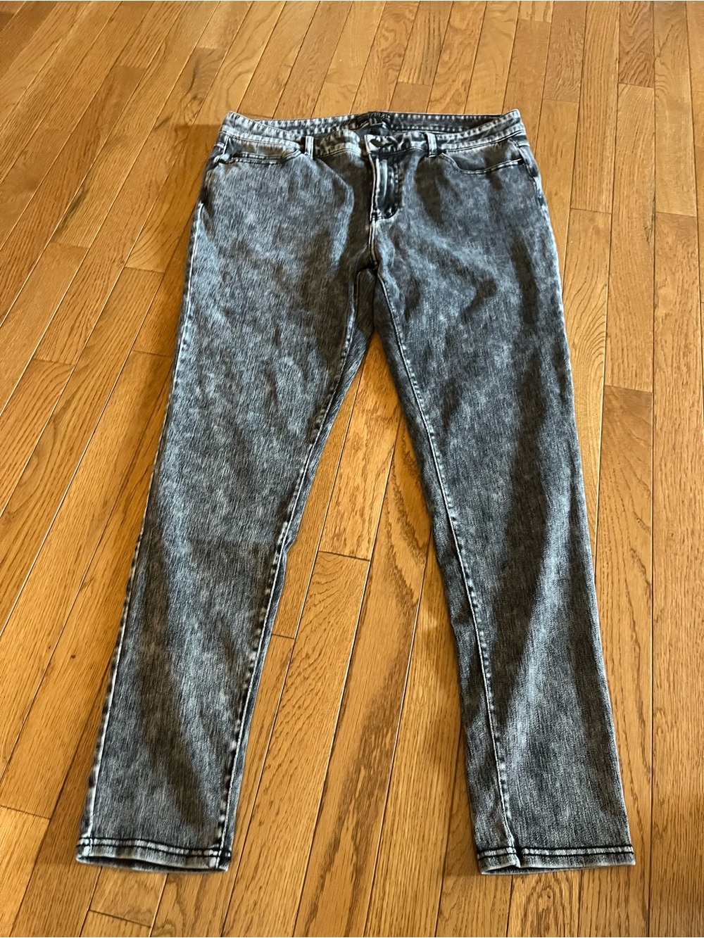 Women’s forever 21 size 18 skinny jeans
